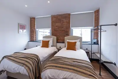 Deluxe Two Bedroom in City Centre - The James Manchester