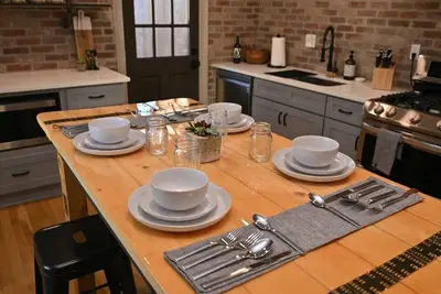 Image de Backstage Gallery House