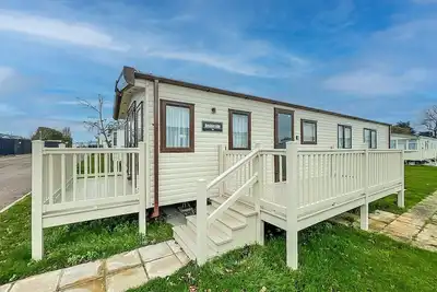 Image de Beautiful 6 berth caravan with decking at Valley Farm Holiday Park ref 46736v