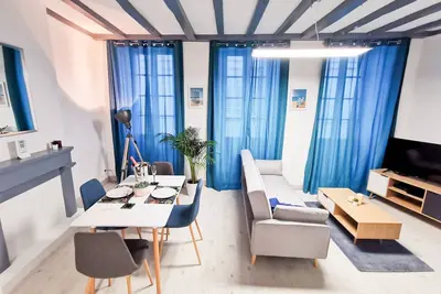 Image de ★ Hyper Centre à Saintes ★ T3 Design et Fonctionnel