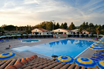 Image de La Cecinella Apartement 3 à Cecina, piscine A/C