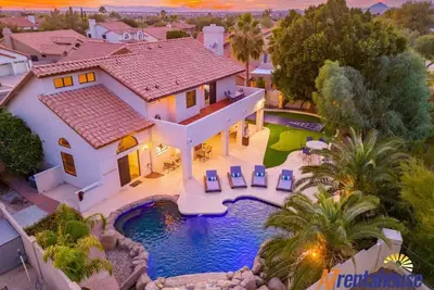 Image de Golf Course Stunning Villa+Shufflebrd+Putput+HeatedPool+WaterFeature+PokerTable