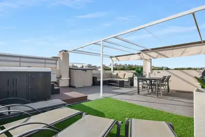 Image de La Zenia 2 Bed 2 Bath, Solarium, Jaccuzi, Bbq, Beaches, Golf