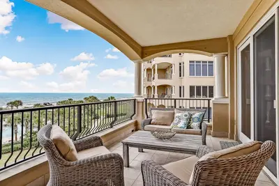 Image de Oceanfront villa with sunrise/sunset views, pool & Ac - dog-friendly