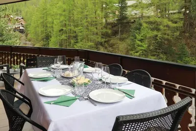 Image de Joli appartement pour 6 personnes avec Wifi, Tv et balcon