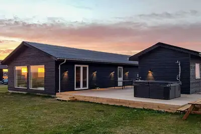 Image de Maison de vacances pour 12 a Harboøre-By Traum