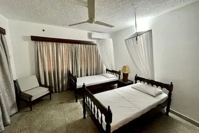 Image de Lovely 3 bedroom rental-unit with pool