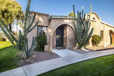 ☀CasaCentral Private 2Bed/1. 5Bath✈