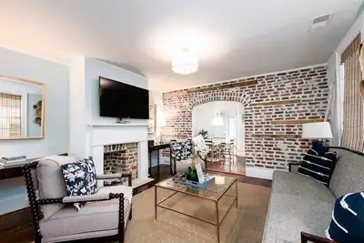 Image de The Inns 5 Bed 3 Bath Luxury Home 2 Blocks to King