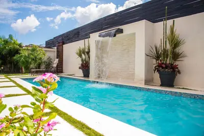 Image de Modern Villa with private backyard pool