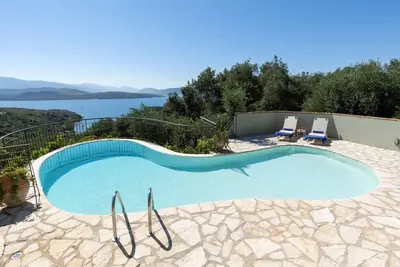 Villa Firefly by Villa Plus