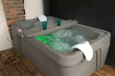Image de Appart Le Club avec bain à remous spa