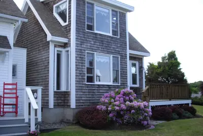 Image de Perkins Cove Gem - Q934   Ocean view home with one bedroom loft in the heart of Perkins Cove
