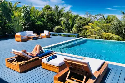 Image de Luxury Beachfront Villa