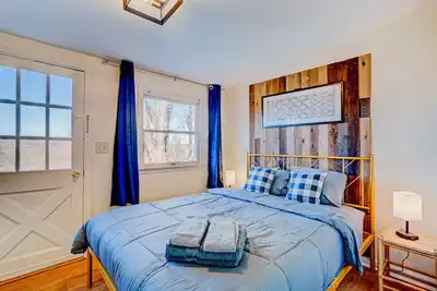Image de Poconos Mountain View Cottage Near Skiing, Hiking No Cleaning Fee!