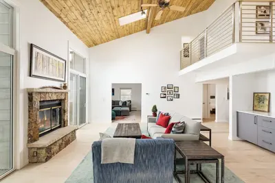 Image de Mountain Modern Family Aspen Home!
