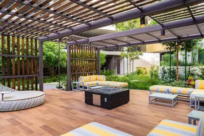 Image de Resort-style Living in a 2-bedroom Luxury Apartment
