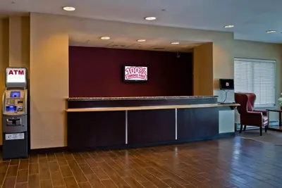 Image de Budget-Friendly Comfort! Free Parking, Near Old Ship Street Historic District!