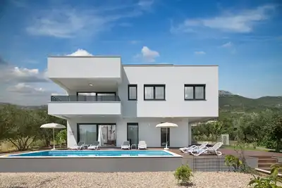 Image de Authentic Contemporary Dalmatian Villa with the swimming pool – Villa Diana