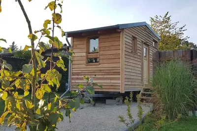 Image de Swiss stone pine TinyHouse by the lake