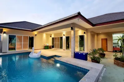 Image de Beautiful villa with private swimming pool