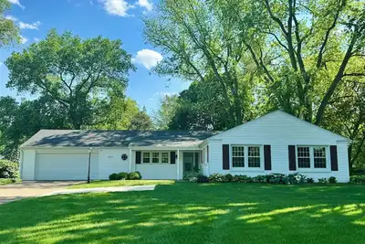 Image de House Next Door - Minutes to Cedar Point & Islands