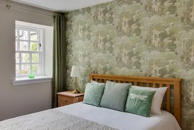 Image de Home Farm Cottage (with swimming pool and sauna)