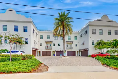 Image de Lavish Condo with WiFi, Patio, Shared Hot Tub/Pool, & Intracoastal Waterway View