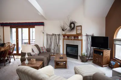 Image de Cozy Galena Territory home on a beautiful wooded lot