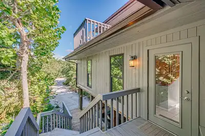 “Viva Captiva” -  Vibrant beachfront home, 150 steps to the Gulf of Mexico