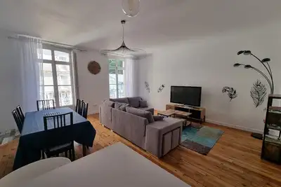 Image de Cauterets T3 de 70m2 pour 5 à 7 personnes en centre-ville