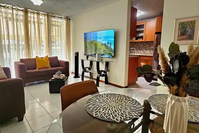 Image de Spacious, perfect location and gated apt complex