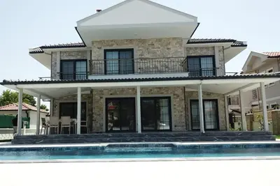 Image de Stunning 4-Bed Villa Grey 4 bedrooms private pool