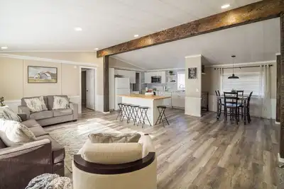 Image de Deerview - 4 Br home close to dinosaurs and trails