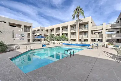 Image de 1 Mi to Old Town: Scottsdale Condo w/ Pool Access