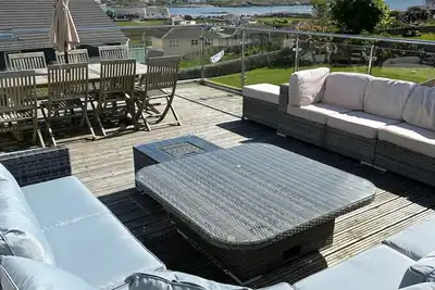 Image de Trearddur Bay Home with a View, Beach & Snowdon Mountain Range and Hot Tub