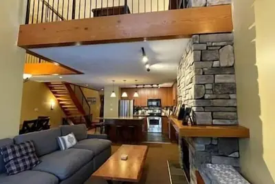 Image de 3 Br Luxury Townhouse / Mountain views