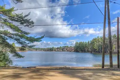 Image de Makin' Waves on Silver Lake with sandy beach and dock
