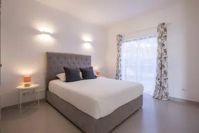 Image de Beautiful Seaview 2 Bedroom Apartment with Pool