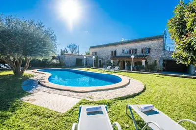 Image de Finca à Majorque, Cas Home avec court de tennis.