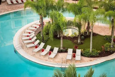 Image de 2-Bedroom, 2- Bath, 2 -Balcony, Corner Suite - Minutes from Disney Theme Parks!