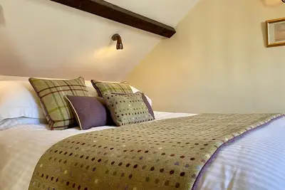 Image de One bed Rose-Cottage-Salle de bain et douche