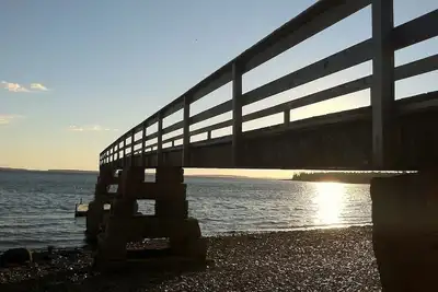 Image de Waterfront House