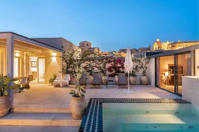 Image de My Rental Homes - Sibilla luxury apartment in the historic center of Noto with 8 sleeps