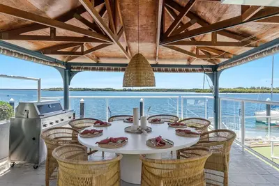 Image de Salty Dayz | Designer Waterfront