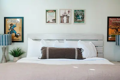 Image de ºoº  The Happiest Place  ºoº Disney themed townhome with Ev charger