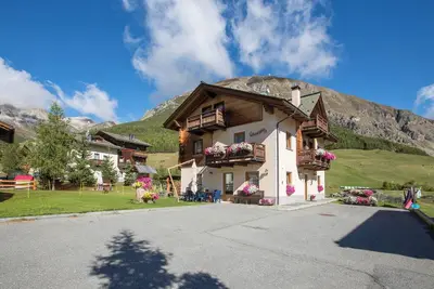 Image de Appartement \"Stefano 1\" avec vue sur la montagne, Wi-Fi et jardin