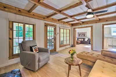 Image de Wine Country Escape w/ Hot Tub in River Pines!