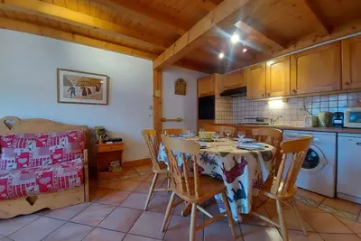 Image de Appartement sud chaleureux, proche centre et ski, Wifi
