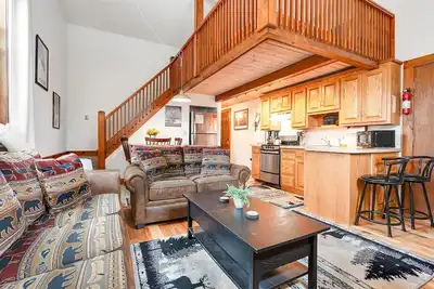 Image de Opera House Loft 04 | 1 Bed, 1 Bath